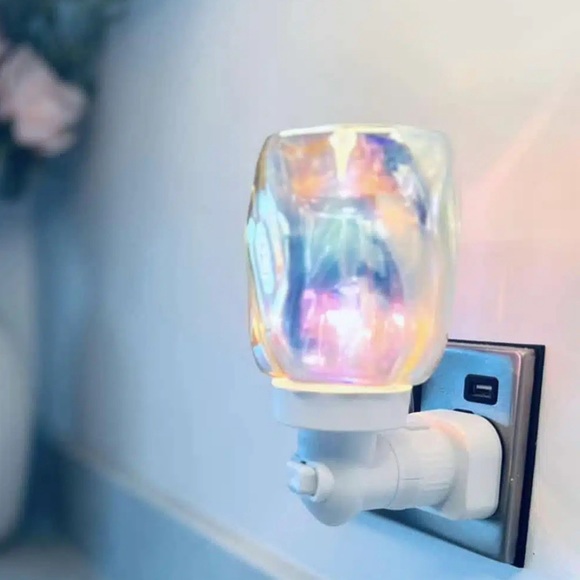 Scentsy bubbled mini warmer - Picture 2 of 2